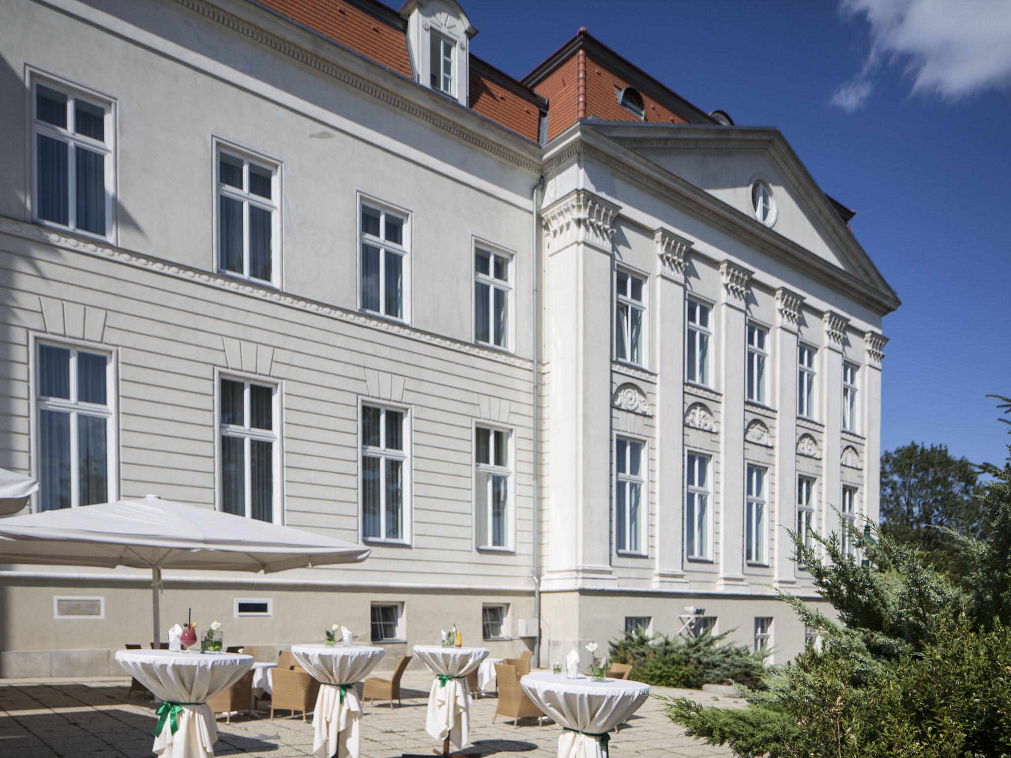 Austria Trend Hotel Schloss Wilhelminenberg Wien Exteriör bild